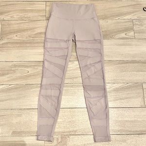 Lululemon pale pink leggings size 6